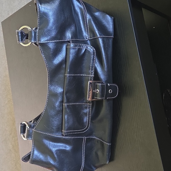 Nine West Black Shoulder Bag - Picture 1 of 5